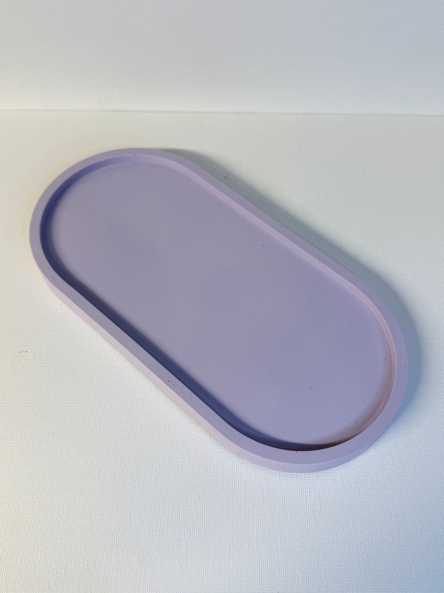 Oval tray