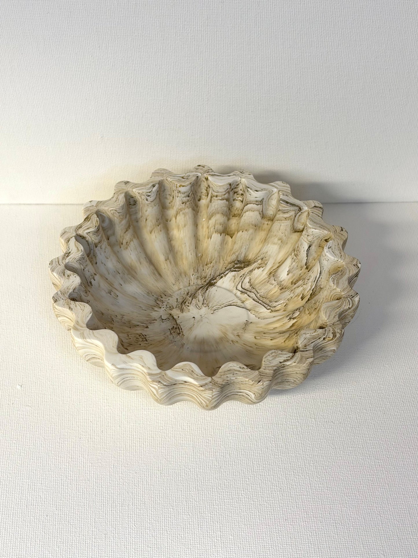 Ribbed bowl