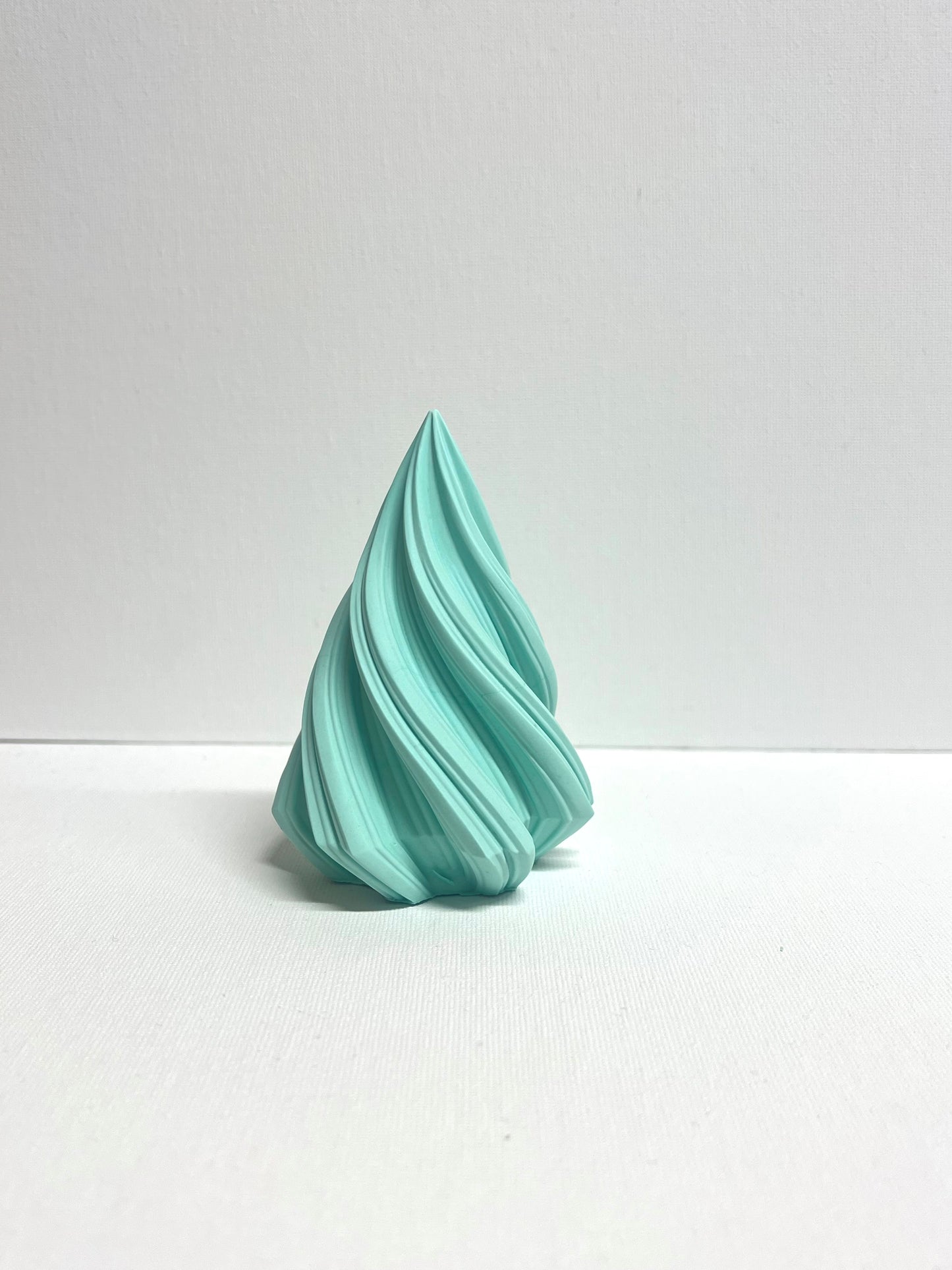 Swirley christmas tree - medium